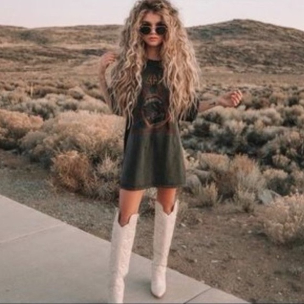 New Jeffrey Campbell Amigos Lo Boot in Taupe Suede